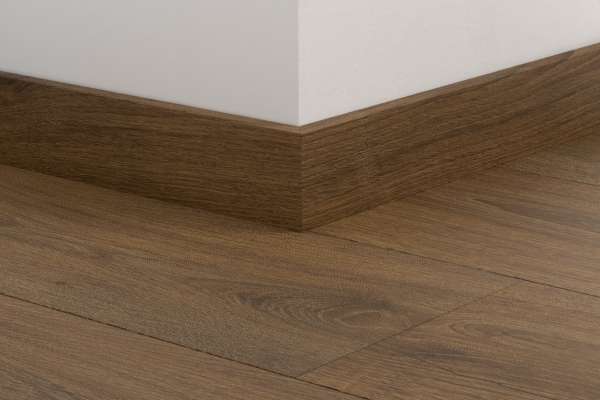 Плинтус Pergo PGVSK40307 DARK TEMPER OAK